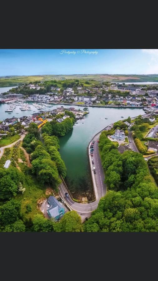 The Town House Kinsale, Hosted By Exquisite Holiday Homes, Sleeps 16 מראה חיצוני תמונה
