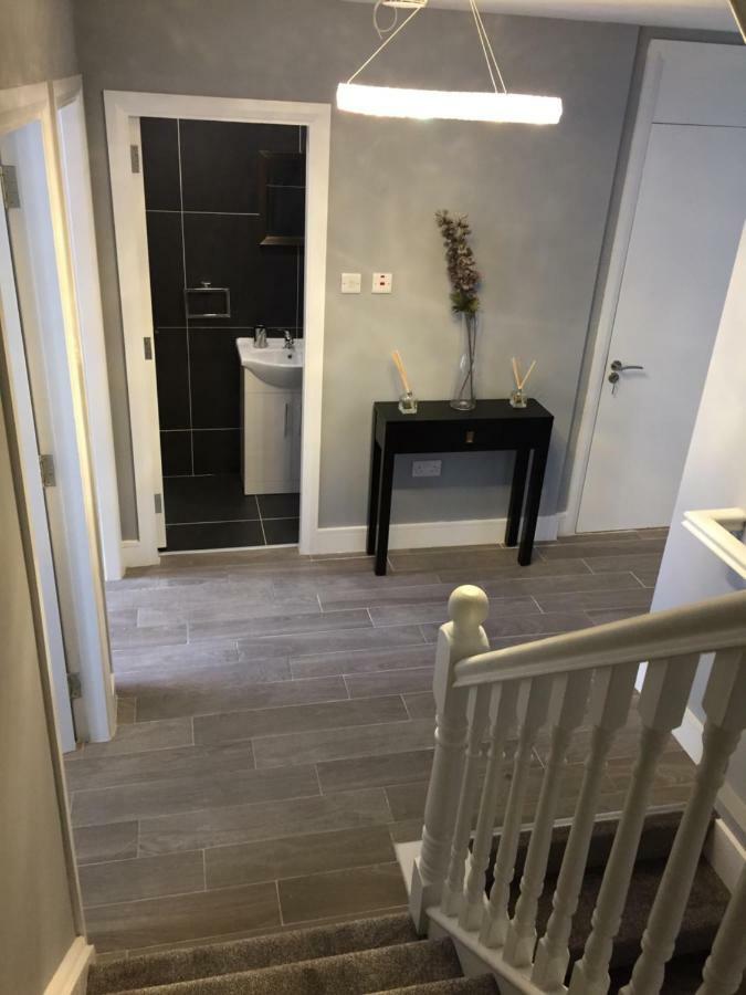 The Town House Kinsale, Hosted By Exquisite Holiday Homes, Sleeps 16 מראה חיצוני תמונה