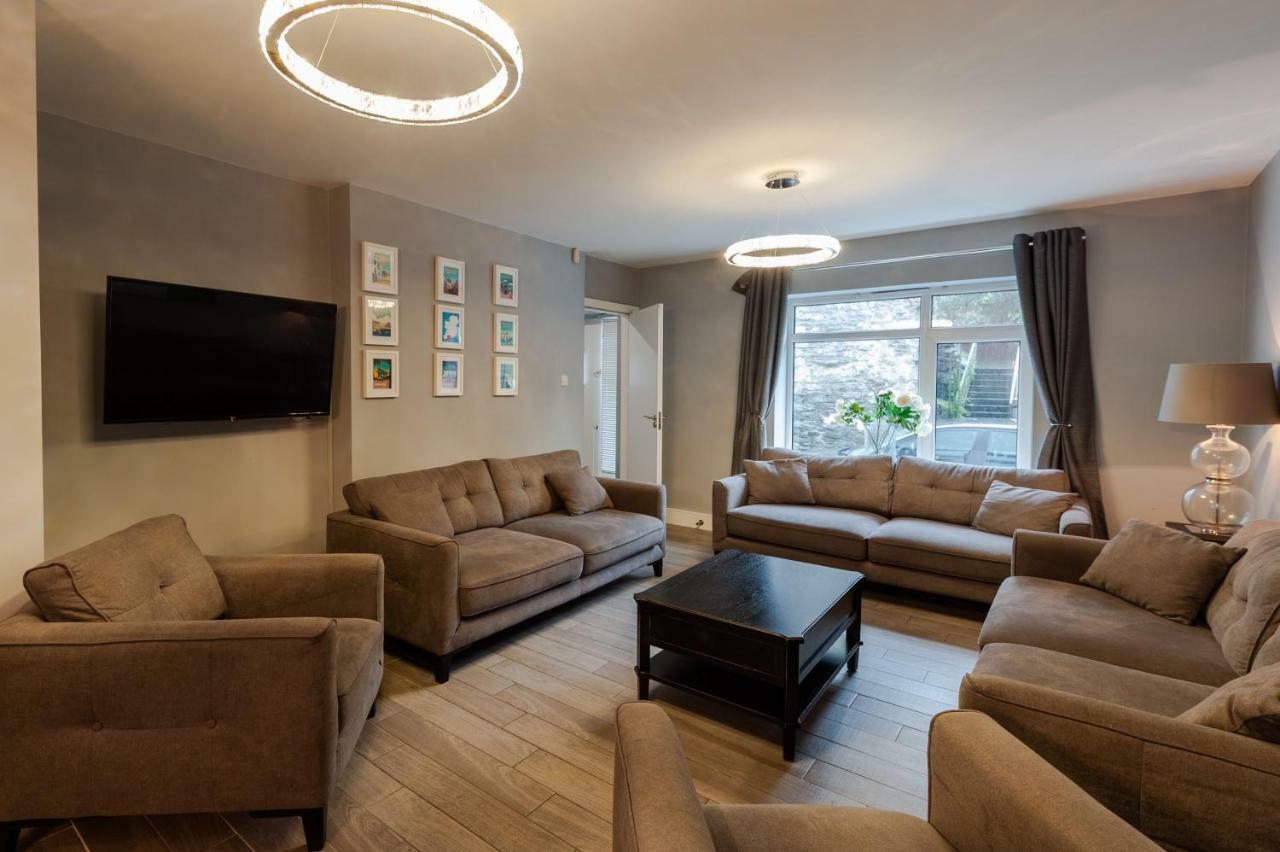 The Town House Kinsale, Hosted By Exquisite Holiday Homes, Sleeps 16 מראה חיצוני תמונה