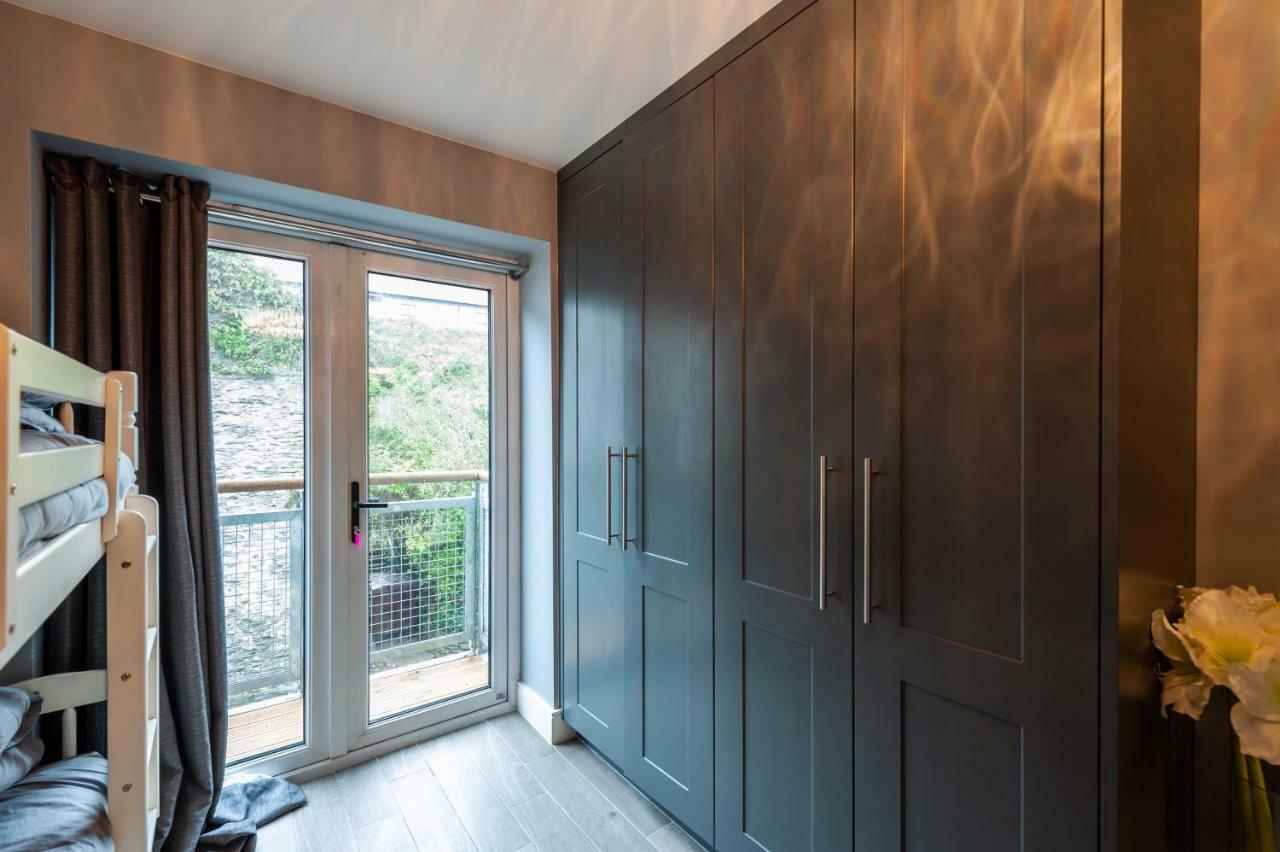 The Town House Kinsale, Hosted By Exquisite Holiday Homes, Sleeps 16 מראה חיצוני תמונה